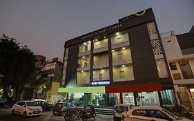 Townhouse Nangal Raya Pankha Road